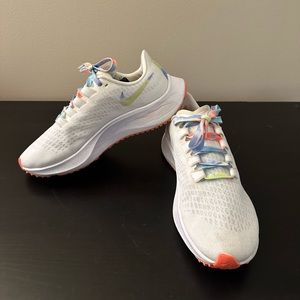 Women’s Nike Air Zoom Pegasus 37 Running Sneaker Size W7